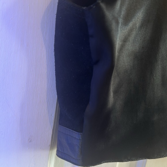 Top - Picture 10 of 16